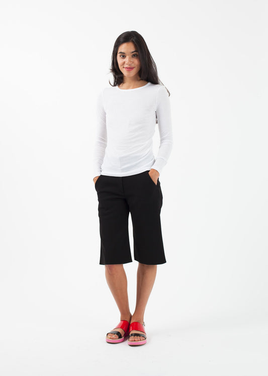 लंबी आस्तीन वाला टी